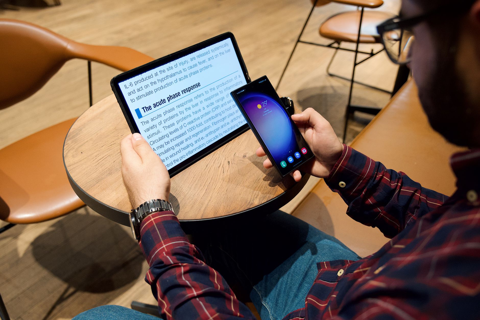 Galaxy Z Fold8最新情報:ワイド化と軽量化がもたらす2モデルの新体験とは? - Galaxy Z Fold8シリーズの最新状況まとめ